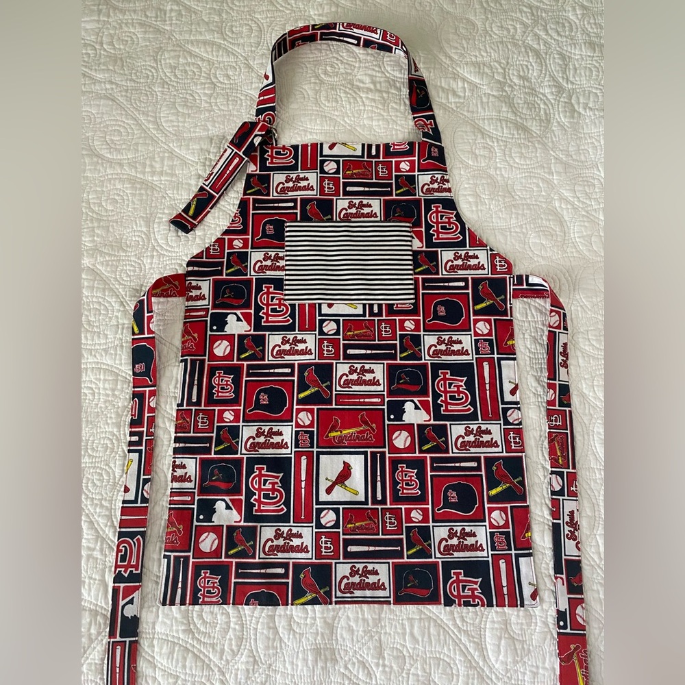 New Child Apron with Pocket - Reversible 2-Sided Custom Made St Louis Cardinals